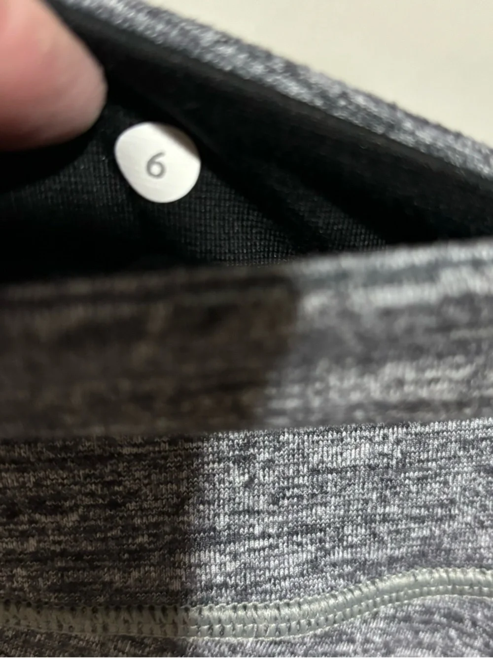 Lululemon Gray Heather Align Leggings - Women's Size 6 Pocket